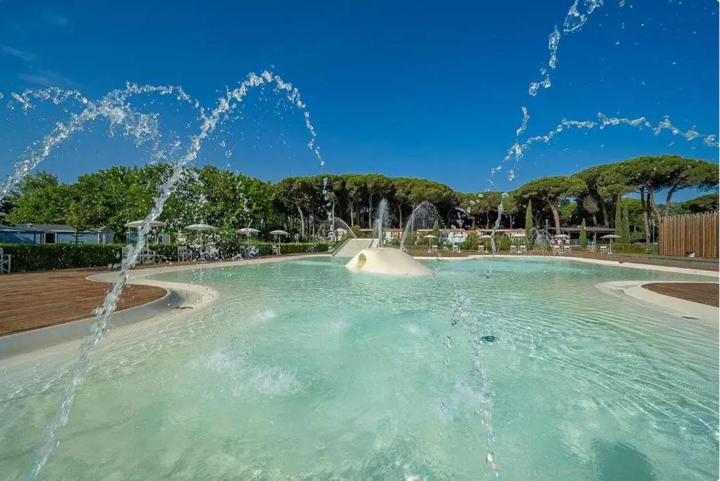 Vacanceselect Mobil Homes - Camping Pineta Sul Mare Camping Village Cesenatico Exterior foto