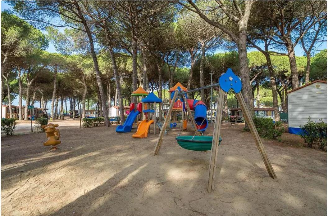 Vacanceselect Mobil Homes - Camping Pineta Sul Mare Camping Village Cesenatico Exterior foto